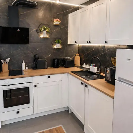 Апартаменти Irena Lux Family Centrum - Free Parking, Netflix Cinema, 2 Queen Beds