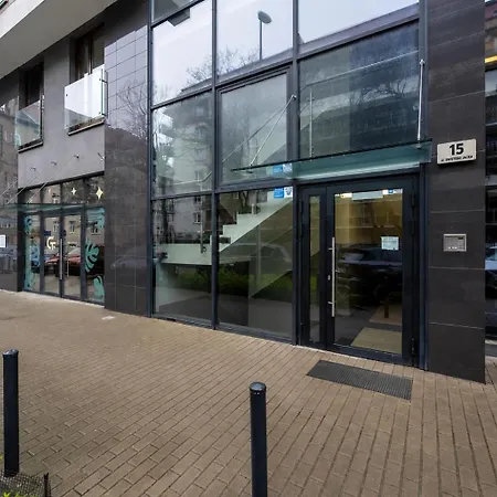 Apartmán Irena Lux Family Centrum - Free Parking, Netflix Cinema, 2 Queen Beds Vratislav