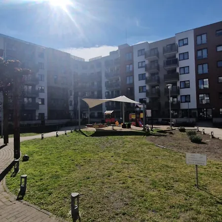 Irena Lux Family Centrum - Free Parking, Netflix Cinema, 2 Queen Beds