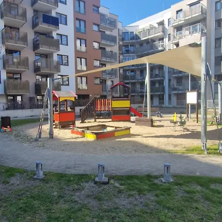 Апартаменти Irena Lux Family Centrum - Free Parking, Netflix Cinema, 2 Queen Beds *